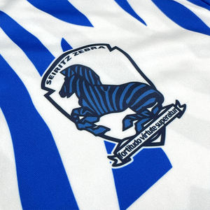 Maillot de football personnalisé à col rond, design imprimé, séchage rapide, respirant, pour jeunes sportifs - Product Image 4