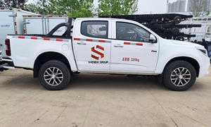 Chine Original QINGLING Double Cabine Manuelle Automatique 1SUZU TAGA <span class=keywords><strong>4x4</strong></span> Pick-up - Product Image 2
