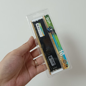 Ban đầu bán buôn <span class=keywords><strong>RAM</strong></span> máy tính để bàn máy tính Memory Stick silicon điện <span class=keywords><strong>DDR4</strong></span> 8GB 16GB 2666 3200 MHz 3600MHz DIMM XMP - Product Image 3