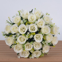 Bouquet de 18 grandes roses artificielles en soie pour la décoration de mariage