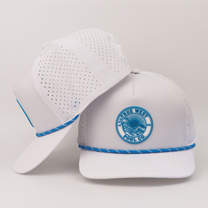 Casquettes <span class=keywords><strong>de</strong></span> baseball ajustables en PVC perforées au laser avec cordon, pour la plage et la natation, personnalisables, vente en gros - Product Image 1