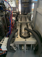 Fournisseur de machines de soufflage de bouteilles d'eau en gros, machine de fabrication de bouteilles en plastique de haute qualité avec PLC, prix d'usine