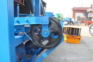 Quality Certification <strong>QT4</strong>-24 Bricks Making <strong>Machines</strong> <strong>Blocks</strong> Making <strong>Automatic</strong> <strong>Block</strong> Making <strong>Machines</strong> - Product Image 4