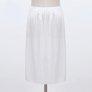 60cm de long femmes <span class=keywords><strong>sous</strong></span>-jupe longue <span class=keywords><strong>jupon</strong></span> une ligne <span class=keywords><strong>sous</strong></span> la <span class=keywords><strong>robe</strong></span> jupe de sécurité - Product Image 5