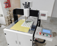 Perceuse de trou d'étiquette volante en carton de papier CNC à grande vitesse ZK600 entièrement automatique
