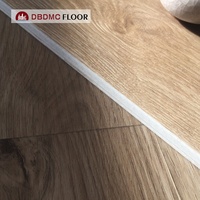 Vente chaude Usine Chinoise Revêtement de sol en plastique synthétique de luxe résistant à l'usure Revêtement de sol en pvc imperméable Revêtement de sol verrouillé par clic