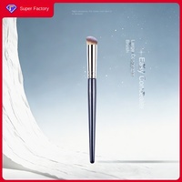 Pinceau correcteur à tête ronde Starry Slope, manche en bois, fibres synthétiques, pour les cernes, les fossettes, le contour du nez, l'illumination du visage