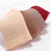 Vente en gros Foulard de Malaisie musulman décoratif diamant Hijab en coton froissé pour femme