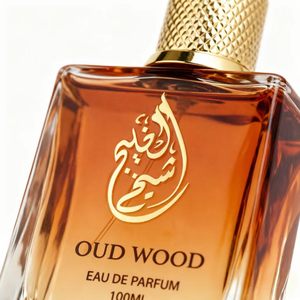 SHEIKH AL KHALEJ Oud Wood EDP 100ml, Caja de Regalo con Forro Satinado, Perfume Masculino de Larga Duración, Venta al por Mayor para Arabia Saudita, Emiratos Árabes Unidos y Medio Oriente - Product Image 3