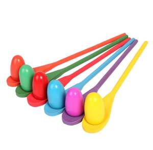 Jeu d'équilibre en bois Arc-en-ciel avec 6 œufs de Pâques et cuillères - Product Image 6