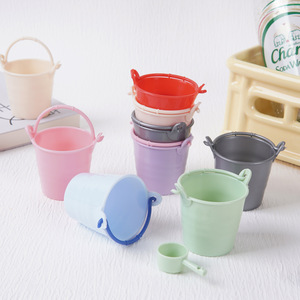 Accessoires de cuisine miniatures en plastique simulé : seau et louche pour maison de poupée, micro-scènes, petits accessoires, à partir de 2 ans - Product Image 1