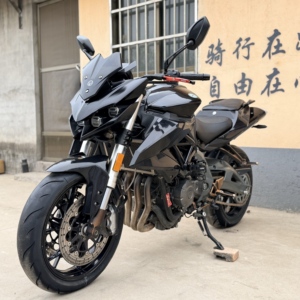 Moto Sportiva <span class=keywords><strong>Benelli</strong></span> <span class=keywords><strong>TNT</strong></span> 600 Personalizzabile, 600cc, 4 Cilindri in Linea, Raffreddamento a Liquido, 81CV, Motocicletta Stradale a Benzina - Product Image 3