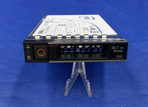 델 EMC 04KCVT/4KCVT 30.72TB SSDPF2NV307TZE SSD D5-P5316 시리즈 U.2 NVMe PCIe Gen4 솔리드 스테이트 드라이브용 엔터프라이즈 SSD - Product Image 4