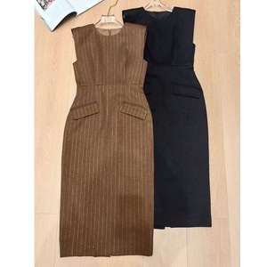 XXL <span class=keywords><strong>robe</strong></span> moulante 2025 automne <span class=keywords><strong>hiver</strong></span> luxe femmes rayé imprimé Sexy dos fendu <span class=keywords><strong>mi</strong></span>-mollet longueur kaki noir fête gilet <span class=keywords><strong>robe</strong></span> - Product Image 1
