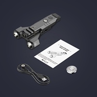 Nouvelle Lampe Torche Tactique 2025 à Double Lentille 1450 Lumens avec Combo Faisceau Laser Vert, Design Mince et Batterie Magnétique Rechargeable Intégrée
