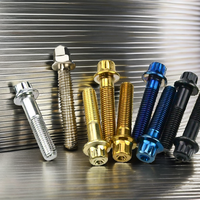 Vis à tête Torx de qualité supérieure M7, finition PVD, classe 10.9 et 12.9, construction en acier inoxydable pour une durabilité accrue