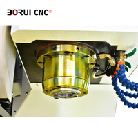 Centre d'usinage vertical rigide VMC1160H avec conception à quatre glissières pour une précision à long terme et une résistance aux vibrations