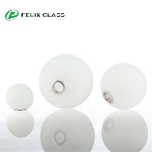 Abat-jour en verre opale blanc mat brillant au design moderne avec filetage ou filetage G9/E14/E27 pour luminaire suspendu - Product Image 4