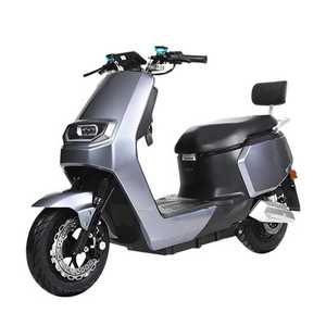 Scooter électrique pour adultes, scooter de ville avec siège, détails chromés, vélo électrique, scooter de banlieue bleu clair - Product Image 4