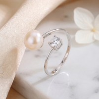 Joyería Más Vendida: Anillo Ajustable de Plata S925 con Perla de Agua Dulce Rosa y Circonita Cúbica