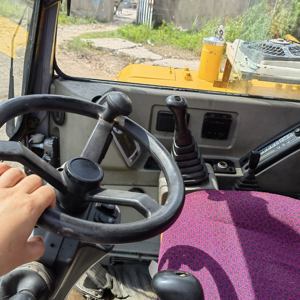 Excavadora de ruedas Hyundai 60-7W pequeña de 6 toneladas excavadora de ruedas Hyundai 60W en Shanghai - Product Image 3