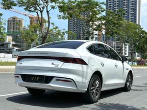 BYD Qin PLUS DM-i 2023, Sedán Híbrido 1.5L, Autos Usados, Autos de Segunda Mano, Auto Económico para Exportación - Product Image 3