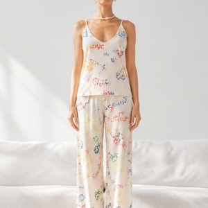 Vente en gros d'usine : Ensemble pyjama pour femmes, haut en camisole imprimé confortable et pantalon long, pyjama femme, <span class=keywords><strong>lingerie</strong></span> sexy - Product Image 2