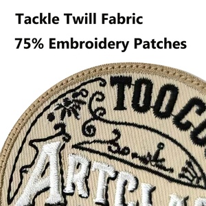 Étiquettes auto-adhésives de classe d'art cool Badges de conception personnalisés Merrow cousus sur des sacs à vêtements Jeans Sergé Chapeaux Patchs Broderie - Product Image 3