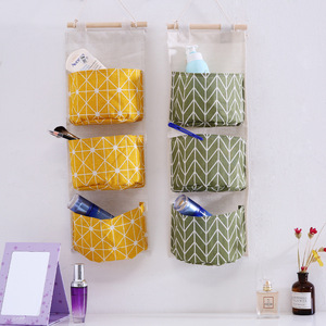 Bolsa de almacenamiento colgante de tela multicapa de algodón y lino impermeable de estilo nórdico para artículos diversos. Incluye también una parte trasera - Product Image 3