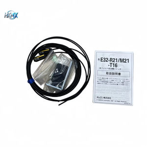 Nouvelles unités de fibre optique E32-T16 E32-T16 5M E32-T16J utilisées pour la détection de positionnement dans les équipements d'automatisation, en stock - Product Image 1