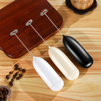 Mini mousseur à lait portatif à piles, batteur à mousse électrique, mélangeur de boissons avec fouet en acier inoxydable pour café, matcha