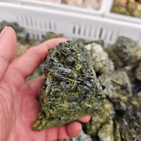 Vente en gros de grappes de cristal d'épidote naturelle brute, spécimen minéral à graver, pour la guérison des chakras, la décoration intérieure et la collection