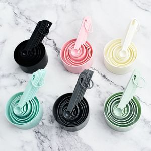 Juego de 10 Tazas y Cucharas Medidoras de Plástico <span class=keywords><strong>para</strong></span> Cocina, No Tóxicas, Inodoras y Libres de BPA, Venta al por Mayor - Product Image 2