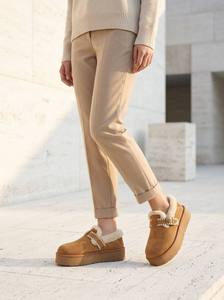 Mules à <span class=keywords><strong>plateforme</strong></span> tendance pour femmes, bord brodé, boucle, fourrure, hauteur rehaussée de 4,5 cm, en daim de vache, pour l'hiver et l'extérieur - Product Image 2