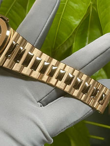 Montre mécanique automatique multifonctionnelle personnalisée de qualité supérieure avec mouvement entièrement automatique et verre saphir - Product Image 5