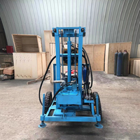 Plateforme de forage de puits d'eau portable à petite échelle, moteur diesel avec commande hydraulique, profondeur maximale de 200 m, fonctionnement facile pour l'agriculture et l'usage domestique