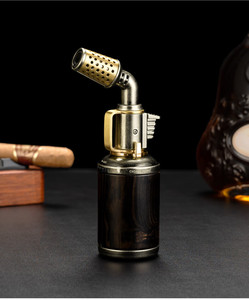 Briquets vintage flamme, torche, cigare, cigarette, cool, luxe, coupe-vent, unique, fumoir, briquet à gaz en vrac, personnalisé - Product Image 3
