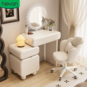 Coiffeuse moderne en bois blanc avec miroir et rangement, style crème, pour chambre de fille, à prix abordable - Product Image 1