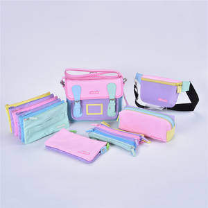 Sets de Mochilas Escolares Personalizadas por el Fabricante para Estudiantes, Niños y Adolescentes con Estuche y Lonchera Térmica Aislante - Product Image 4