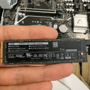SSD M.2 NVMe PCIe 4.0 ความจุ 1TB ไดรฟ์โซลิดสเตทแบบ M2 NVMe สำหรับภายในเครื่อง  สำหรับอัปเกรดเดสก์ท็อปและแล็ปท็อป ปรับแต่งได้ - Product Image 3