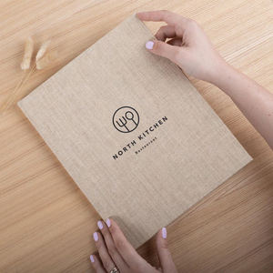 Nouveau porte-menu en tissu <span class=keywords><strong>avec</strong></span> texture de lin, reliure lâche, pliage <span class=keywords><strong>fixe</strong></span>, pour restaurant, bar, traiteur, menu personnalisé <span class=keywords><strong>avec</strong></span> logo estampé or - Product Image 1