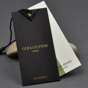 Etiquetas de Cartón Reciclado de Lujo Personalizadas para Prendas, con Logotipo en Relieve, Etiquetas de Papel para Ropa, Bolsas y Zapatos - Product Image 1