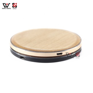 2025 nouvelle charge rapide 10W Portable bois bambou chargeur <span class=keywords><strong>sans</strong></span> <span class=keywords><strong>fil</strong></span> téléphone portable chargeur pour <span class=keywords><strong>iPhone</strong></span> <span class=keywords><strong>11</strong></span> - Product Image 5