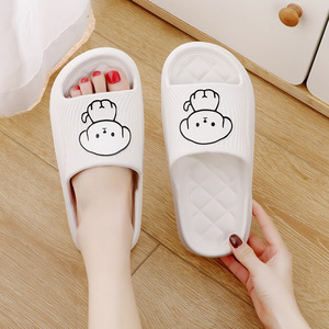 Mignon dessin animé <span class=keywords><strong>chien</strong></span> EVA pantoufles hommes et femmes été antidérapant maison intérieur couples mode extérieur pour porter des pantoufles pantoufles - Product Image 3
