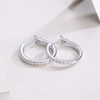 Boucles d'oreilles créoles en argent sterling 925 avec moissanite pour femme, grandes boucles d'oreilles éternité à griffes partagées avec diamants en moissanite