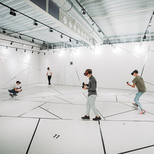 Big Space Indoor <strong>VR</strong> Shooting <strong>Simulator</strong> Free Walking &amp; Roaming Multiplayer Virtual Reality Arena Free Virtual Reality <strong>Experience</strong> - Product Image 3