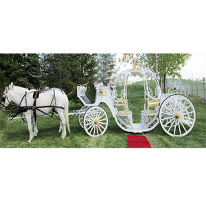 Carruaje de princesa de Cenicienta blanca, elegante entrada nupcial en el carro de la Cenicienta, Buggy de caballo de lujo para boda - Product Image 1