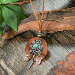 Colgante Boho de Aleación Atrapasueños con Piedra Turquesa y Pluma para Joyería de Moda Unisex - Product Image 4