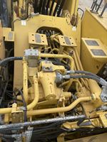 Excavatrice sur chenilles d'occasion KOMATSU PC1250, pelle arrière/pelle avant 6,7 m³, hydraulique avancée pour l'extraction minière et l'excavation de roches de grande envergure