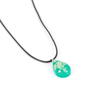 Collana con Fiore di Gypsophila Fatta a Mano in Resina Epossidica per Donne, Prodotto da IVR Factory - Product Image 6